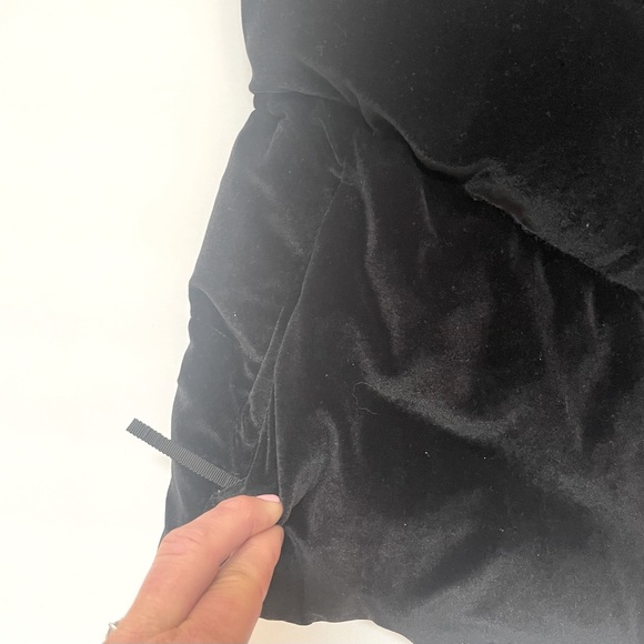 Athleta Lofty Velvet Down Vest Size XS - Picture 9 of 15